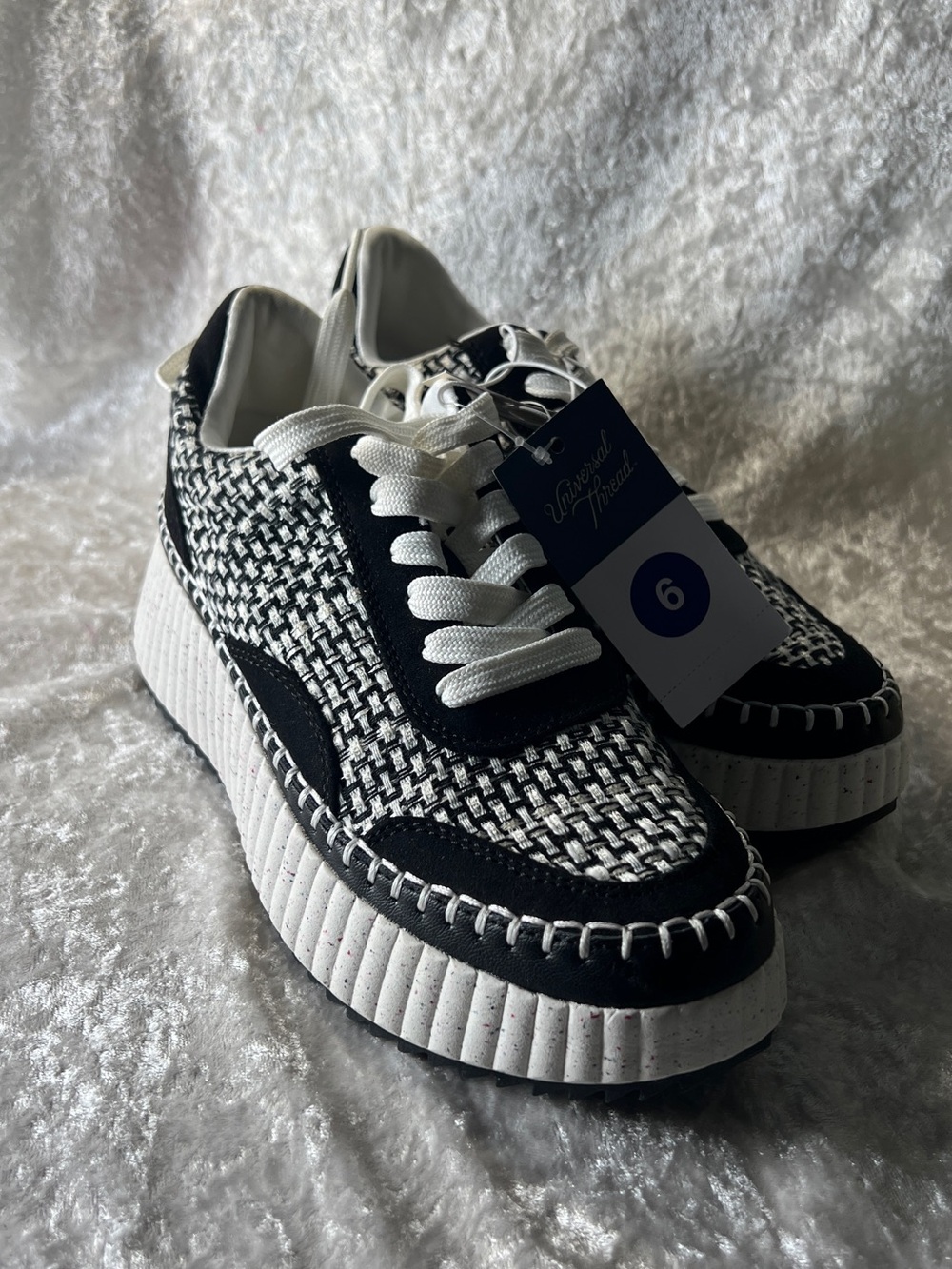 Universal Thread Black & White Woven Platform Sneakers